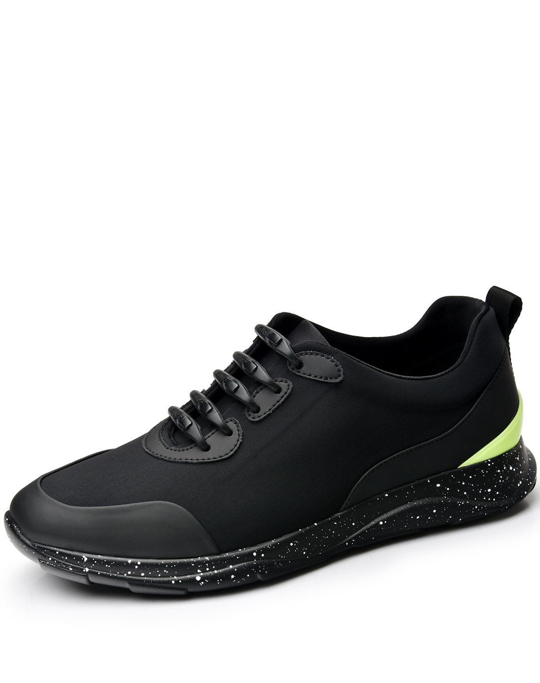 运动休闲科技 黑色轻质弹力面休闲鞋