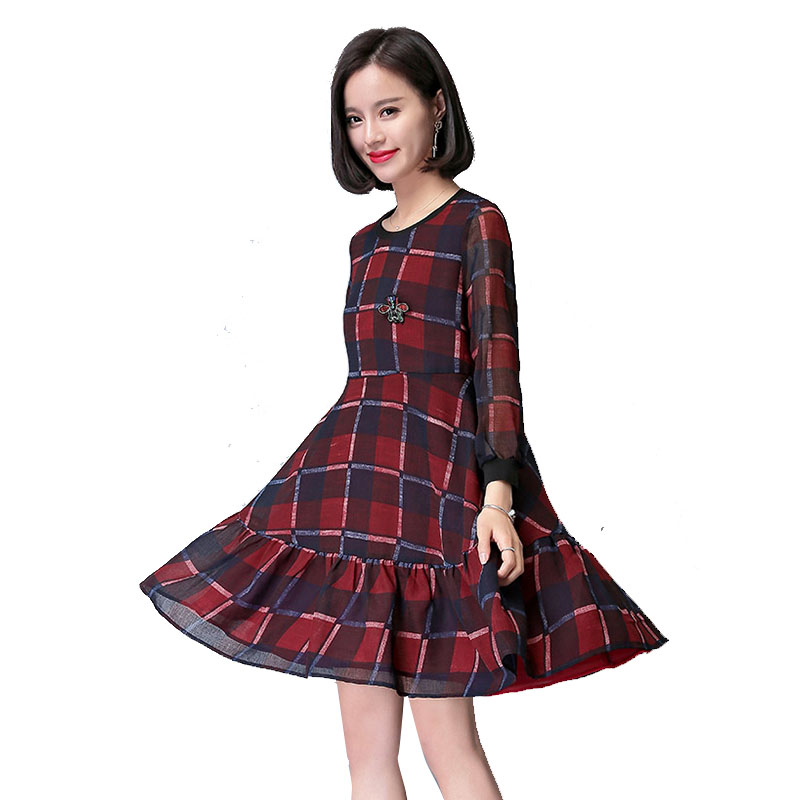 碧沁伊人2018春季新款韩版七分袖宽松A字大摆格子连衣裙女中长款