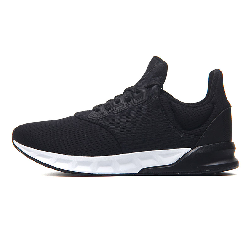 adidas阿迪达斯男子跑步鞋黑武士跑步休闲运动鞋AQ0255 黑色AQ0255 42.5