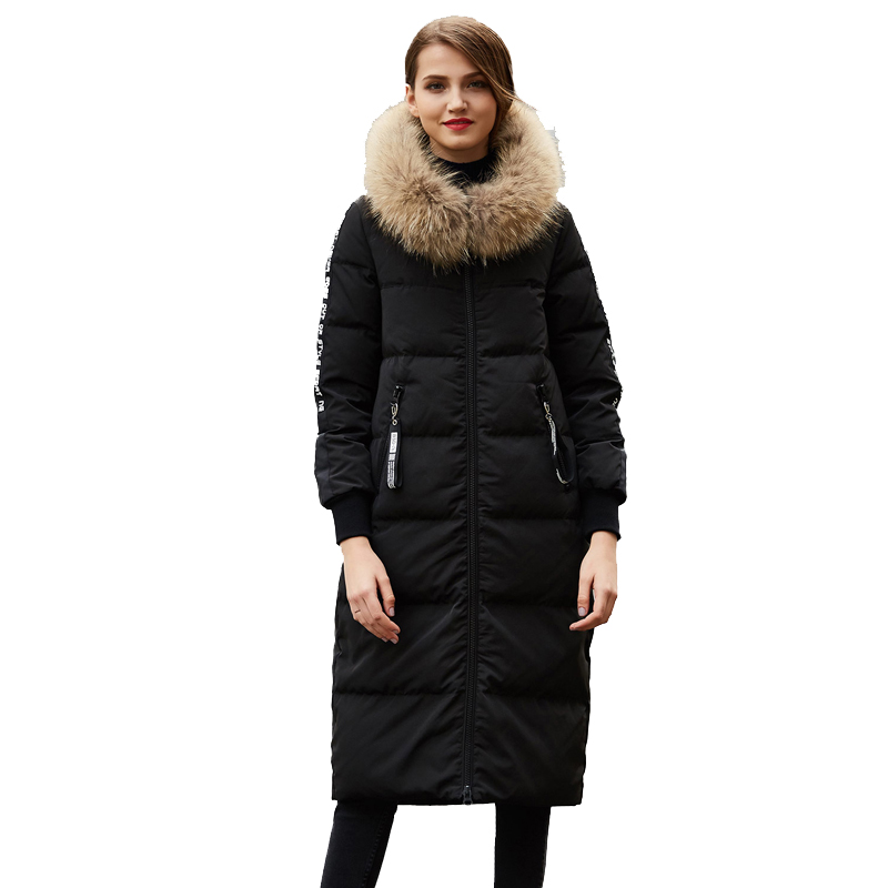 波司登BOSIDENG女士冬季常规款个性通勤简约加长款毛条保暖气质羽绒服 女B1601540