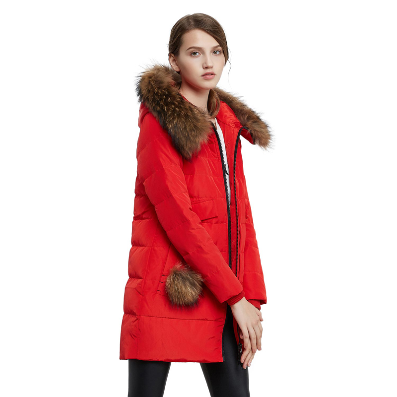 波司登BOSIDENG女士冬季常规款冬显瘦甜美时尚大毛领羽绒服 女B1601234