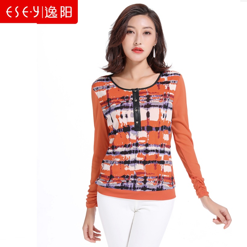 2018秋新款女装时尚印花圆领套头宽松长袖上衣T恤女清仓0881