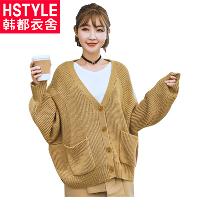 韩都衣舍2018新款女装春装韩版宽松V领毛衣开衫针织衫JM8156蒖