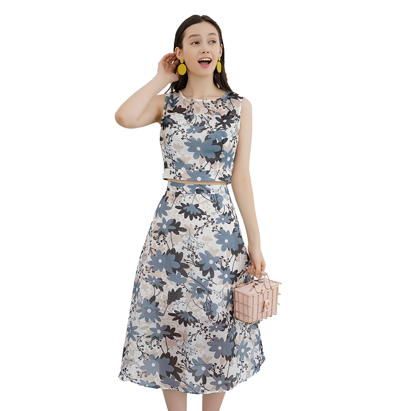依尚街区2018夏季新款时尚休闲收腰显瘦圆领无袖露腰花色A字裙两件套女