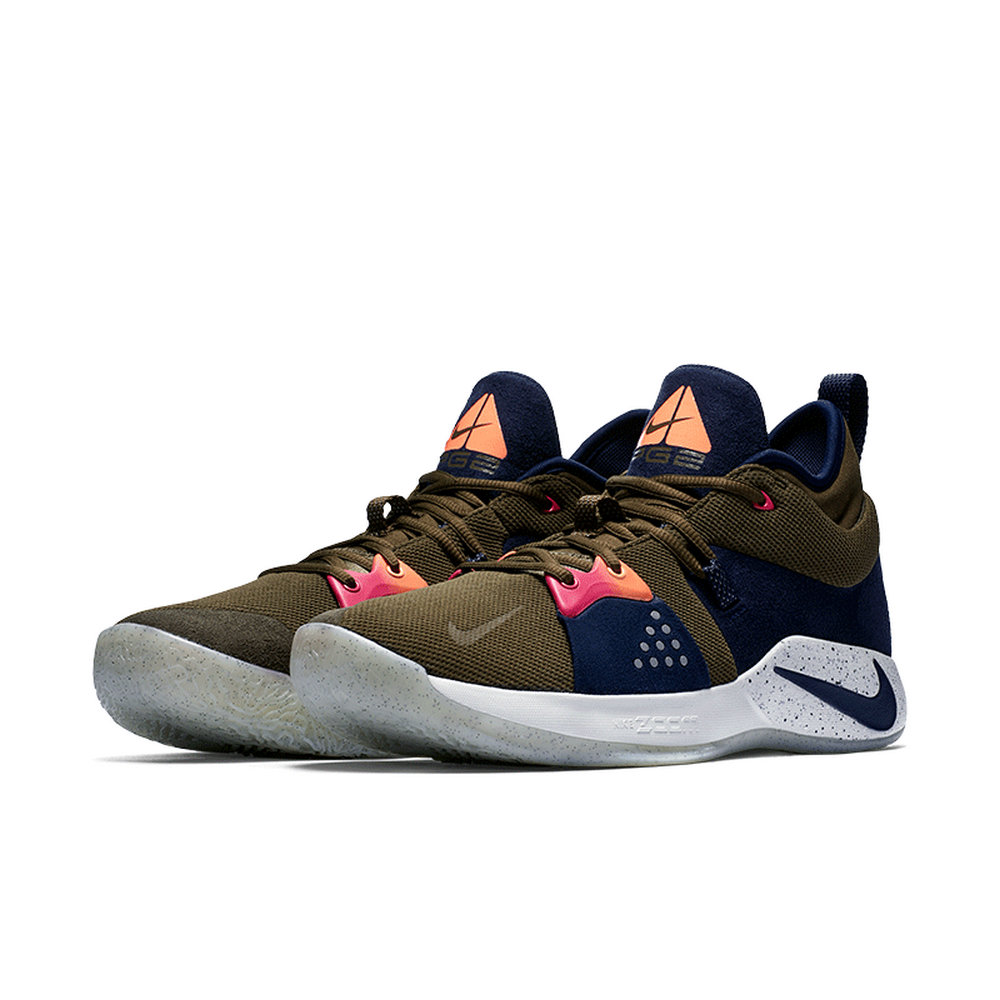 Nike耐克2018年新款男子PG 2 EP篮球鞋AO2984-300