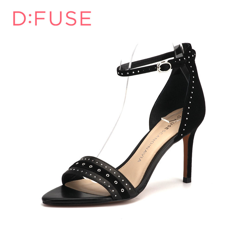 D：Fuse/迪芙斯夏铆钉露趾细高跟搭扣羊皮凉鞋女鞋DF62111135