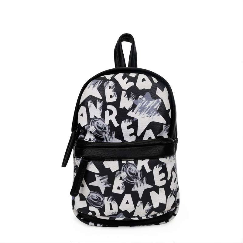 DANNY BEAR JEANS涂鸦字母休闲百搭胸包DJB6811037B