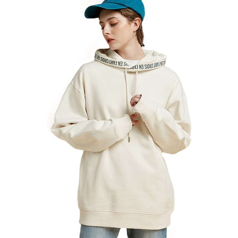 UNIFREE2018秋新连帽字母装饰简约廓形宽松纯棉卫衣女UH181A107