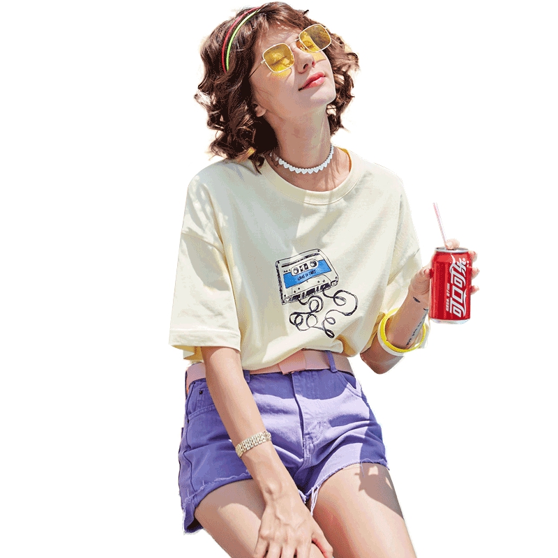 UNIFREE 2018年夏季新款圆领亮色复古磁带印花中袖T恤女UH182G113