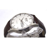 天梭TISSOT VISODATE系列自动机械男表T019.430.16.031.01