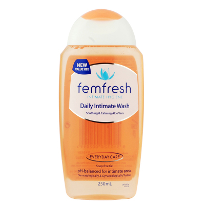 澳洲进口芳芯(Femfresh)女性私处护理洗液 250ml 1瓶装 洋甘菊芦荟型 日常版 私密妇科温和无皂孕妇可用
