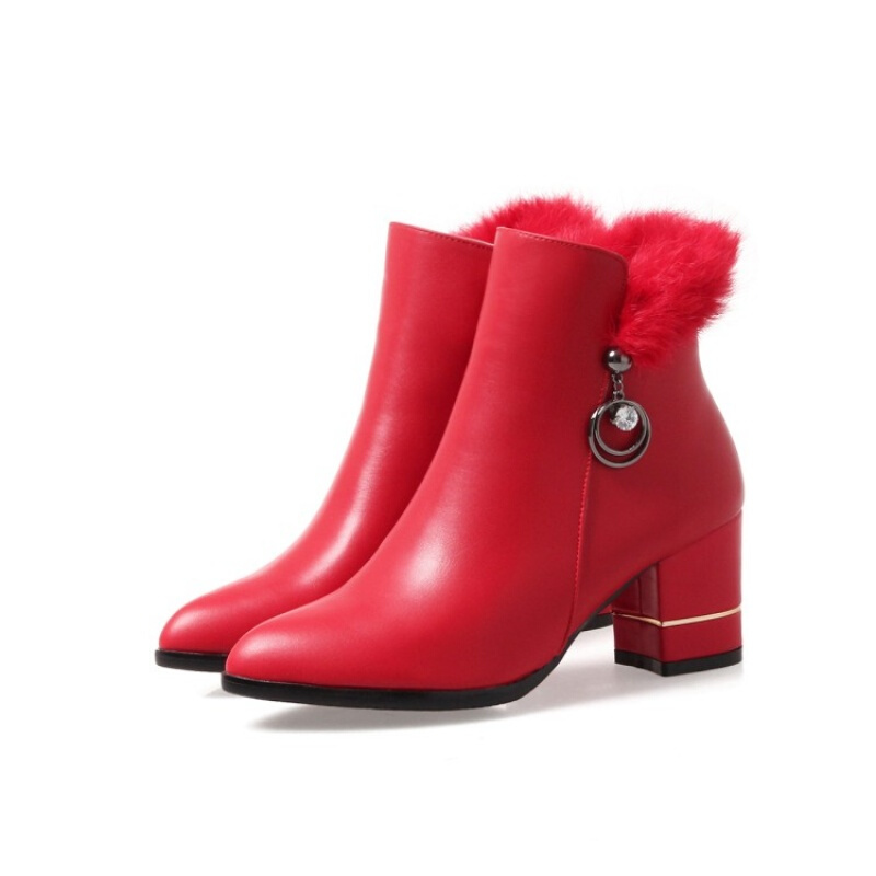 2017秋冬季欧美短靴女尖头性感加绒靴秋冬新款大红色婚靴水钻白色时装靴
