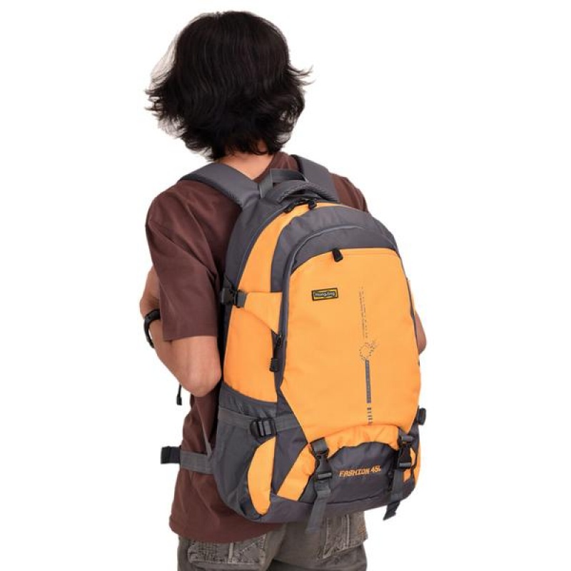 新款户外背包时尚男女通用双肩包户外登山包旅游徒步背囊