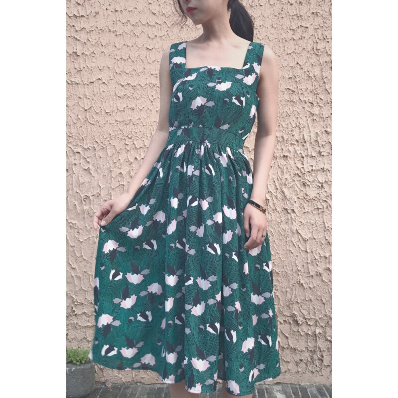 夏季韩国小清新复古碎花度假风方领高腰收腰中长款带连衣裙绿色