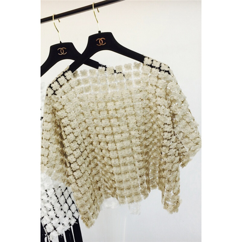 2018夏款宽松显瘦镂空打底蕾丝花朵七分袖短款两件套罩衫上衣女灰色均码(建议105-125)