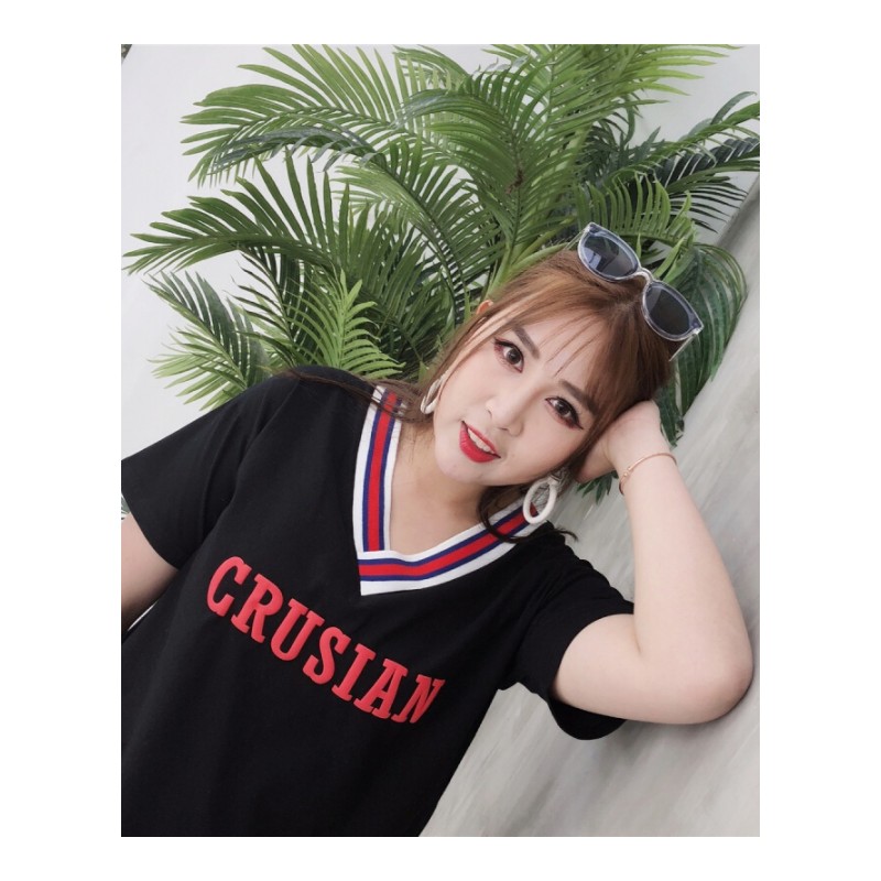 18夏胖mm显瘦撞色条T恤字母V领学生宽松体恤200斤加大码女装