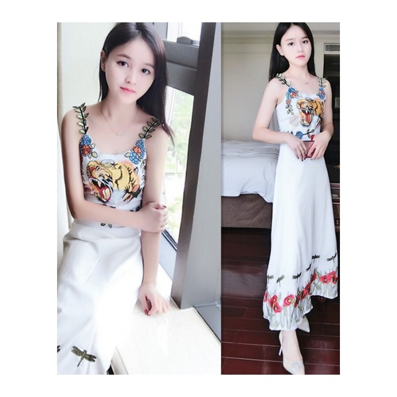 夜店女装夏2018性感潮时尚个性老虎头刺绣收腰显瘦带a字连衣裙