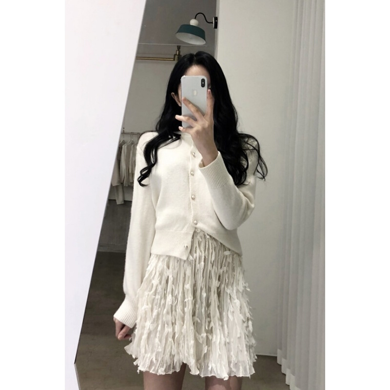 2018春款韩版甜美气质百搭立体蕾丝羽毛装饰百褶高腰半身裙短裙女杏色均码
