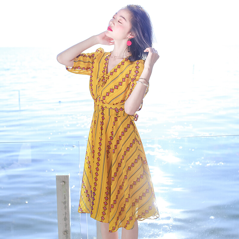 2017夏季新品韩版女装修身系带气质雪纺连衣裙海边度假沙滩裙中裙图片色