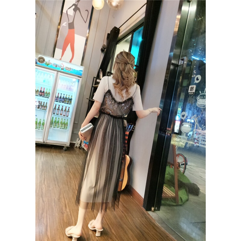 2018新年款夏装韩版短袖长T恤连衣裙+亮片高腰带收腰网纱裙套装杏色