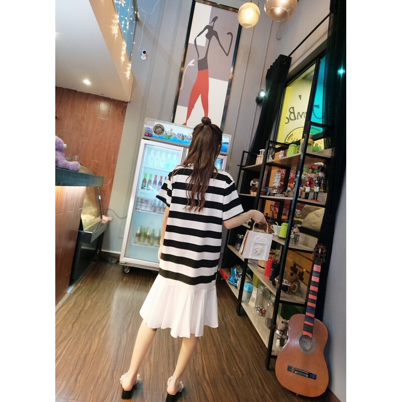 2018韩版夏装新款时尚简约圆领粗横条纹拼接鱼尾百褶中长款连衣裙粉红色均码