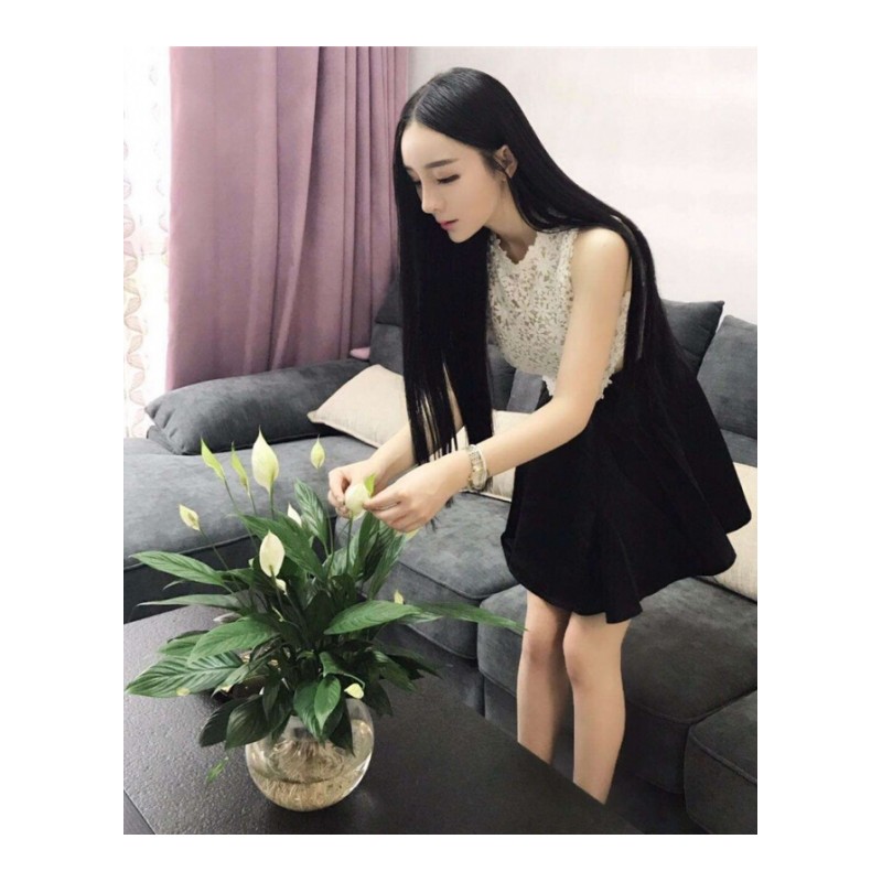 2018新款韩版时尚气质名媛个性修身显瘦潮流蕾丝拼接露腰连衣裙女白拼黑色
