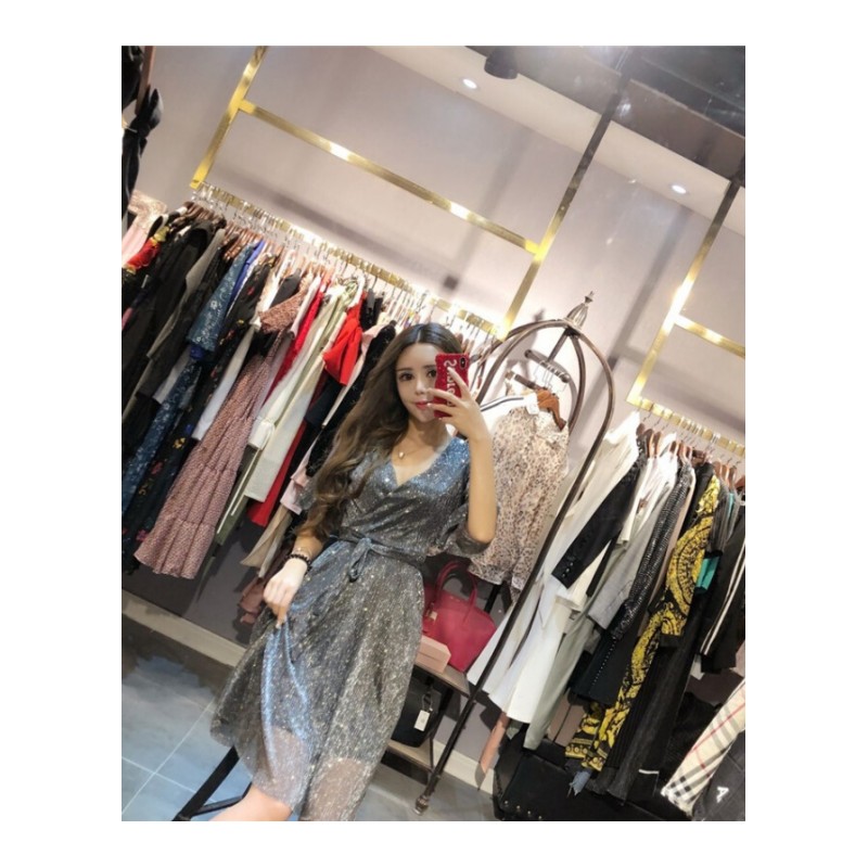 2018时尚新款女装夏季韩版时尚V领低胸烫金收腰修身显瘦连衣裙女 灰色 均码