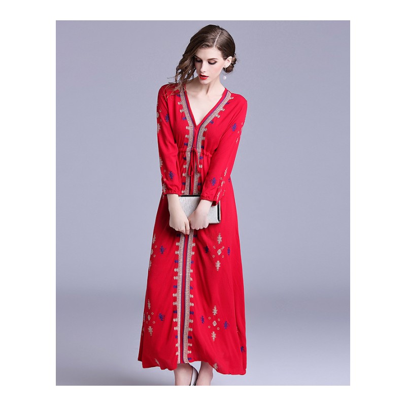 民族风刺绣V领连衣裙夏季海边度假沙滩裙女波西米亚高腰显瘦长裙