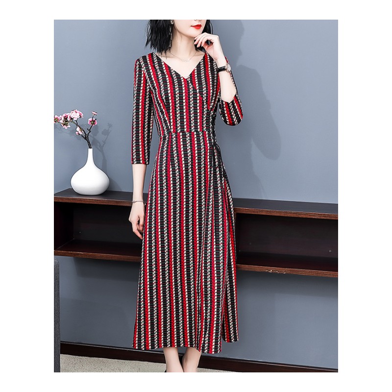 2018新款早秋季气质名媛V领七分袖修身收腰显瘦条纹印花A字连衣裙