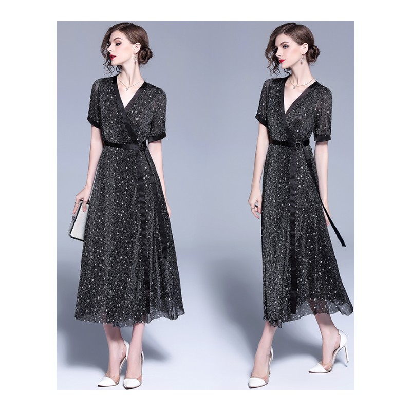 黑色赫本连衣裙2018夏季新款法式V领高腰绑带显瘦气质星星V领长裙