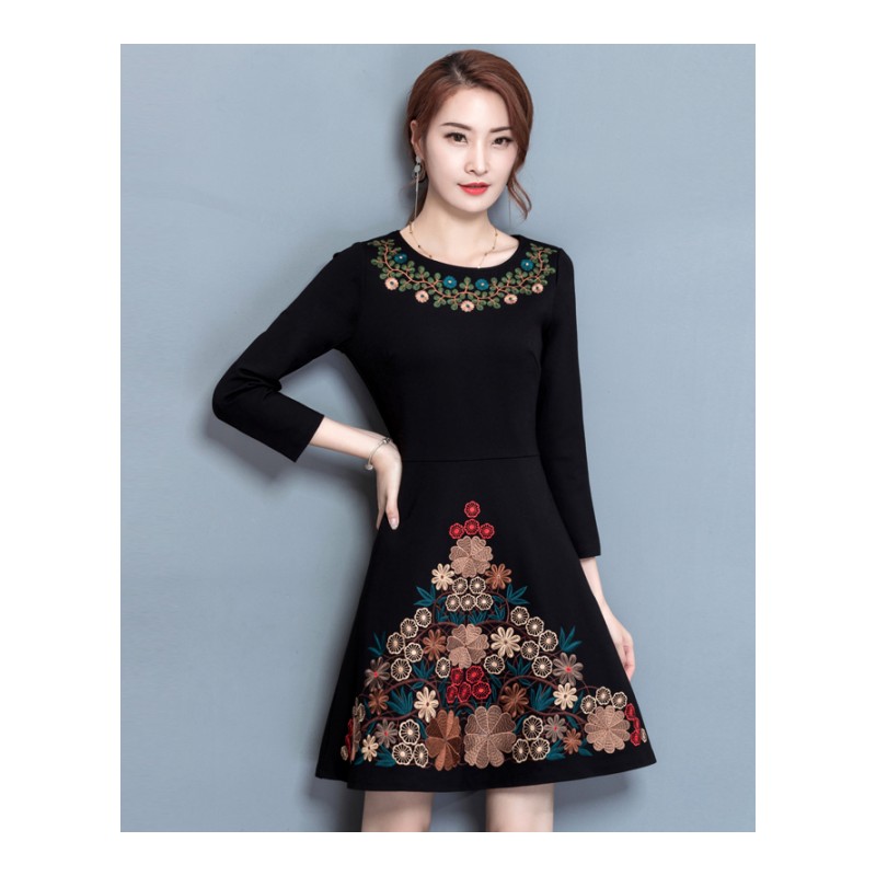 20117秋季新款复古重工刺绣黑色连衣裙女气质显瘦a字裙中长款