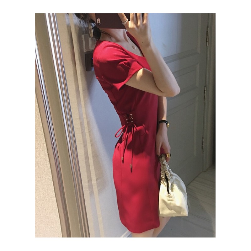 2018夏季新款小心机设计感显瘦裙子女慵懒风v领学生黑色连衣裙潮