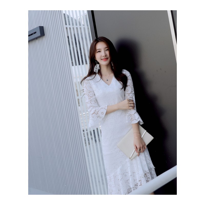 蕾丝连衣裙2018年夏季纯色舒适修身显瘦心机气质心机时尚