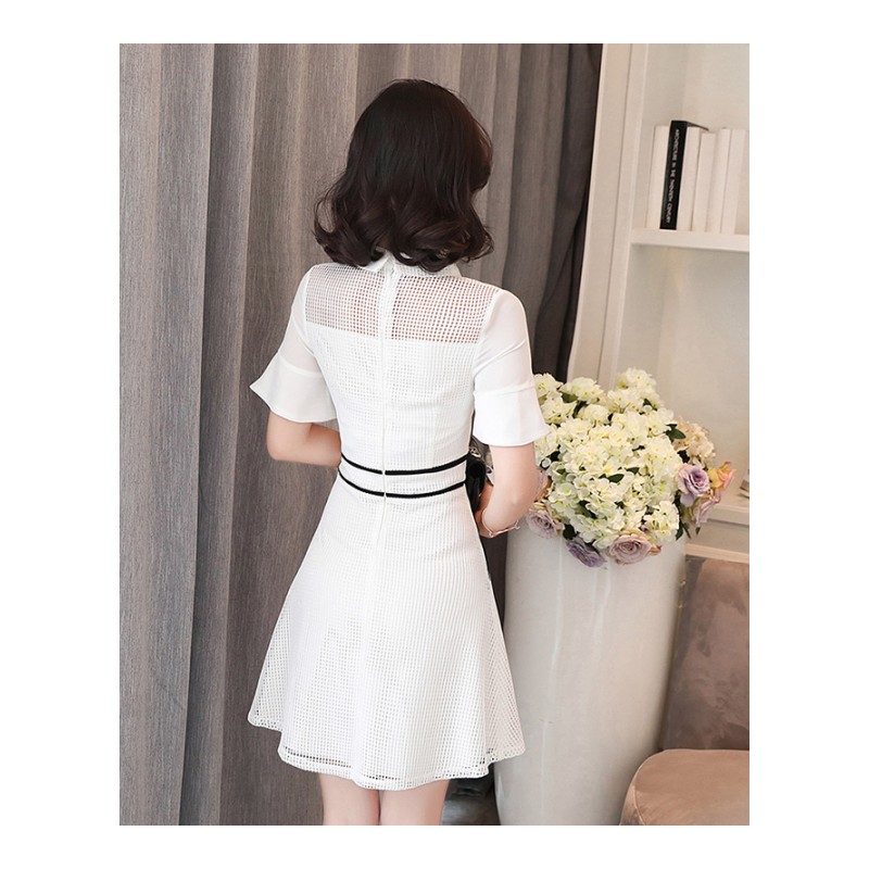 2018夏季女装时尚气质镂空拼接短袖A字镂空蕾丝荷叶袖白色连衣裙