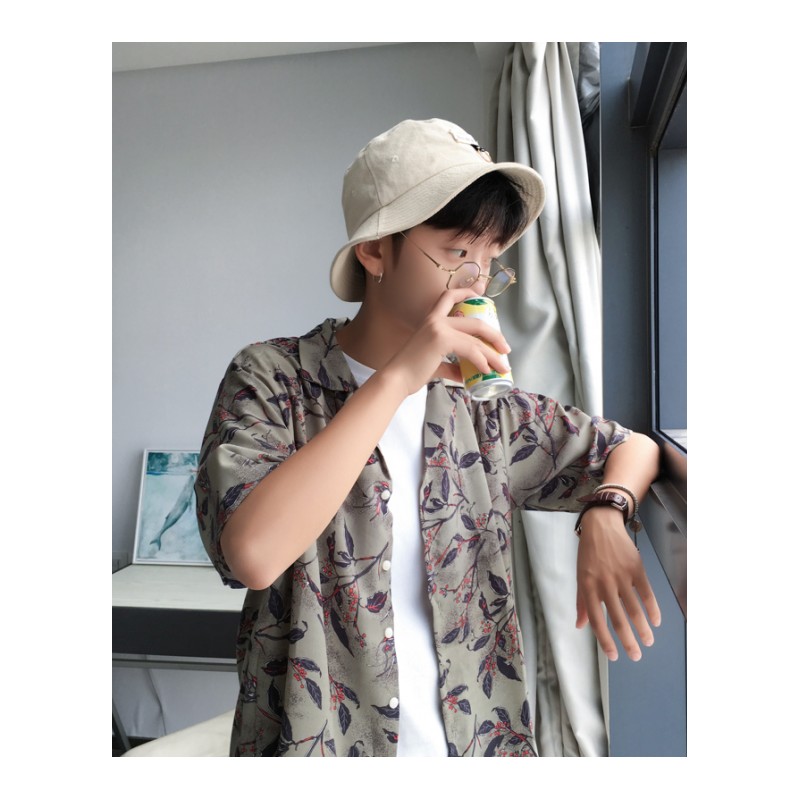 小清新文艺复古薄款花衬衫短袖2018青少年休闲夏季外套潮男BF衬衣