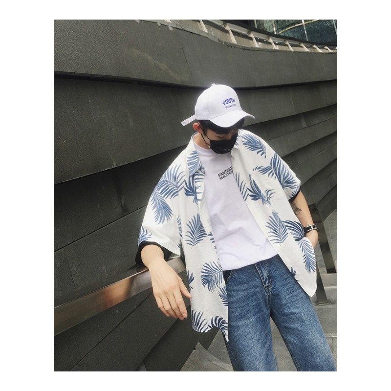 夏季男士印花衬衫韩版帅气帅气沙滩花衬衣青年五分袖上衣潮男短袖