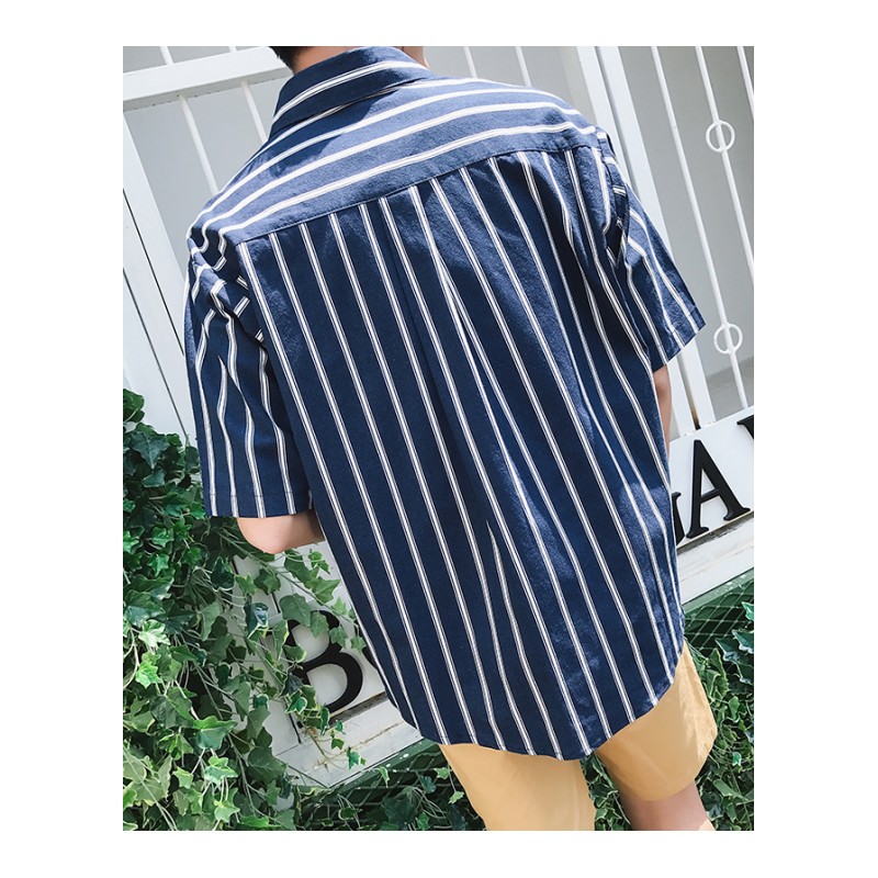 2018年轻港风竖条纹五分袖衬衫男韩版小清新宽松外套男短袖衬衣潮