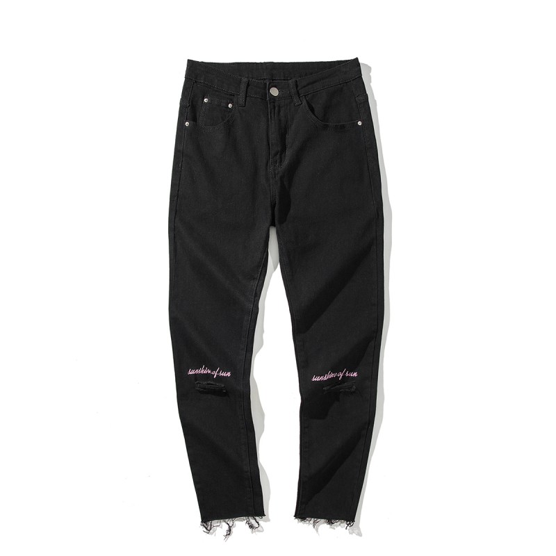 夏季年轻休闲裤男修身膝盖一字破洞牛仔裤小刺绣裤脚毛边九分裤子