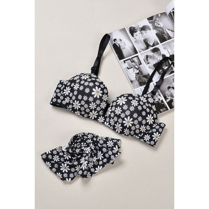 无痕无钢圈中大学生小胸聚拢文胸套装一片式性感少女士内衣裤