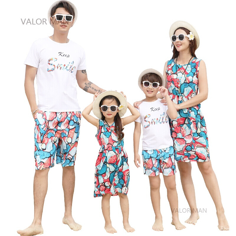 亲子装夏装2018新款潮海边度假沙滩父子套装母女裙一家三口全家装