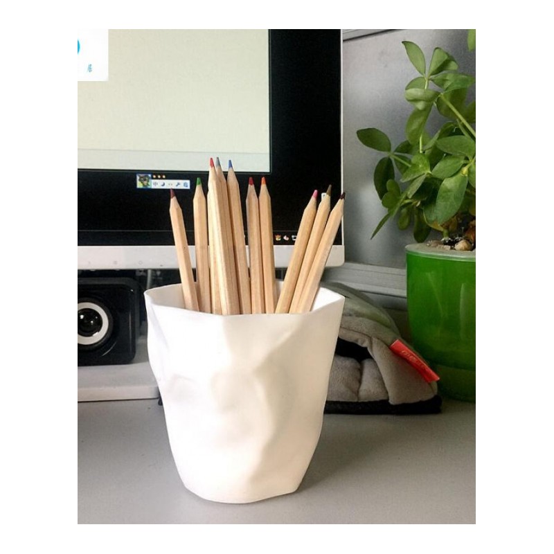 18新款简约个性多色欧可爱办公创意时尚多功能化妆刷收纳笔筒摆件