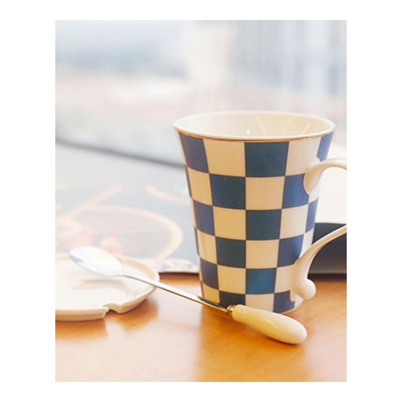 简约创意陶瓷杯 欧式咖啡杯马克杯办公水杯带盖送勺 4个套装杯子杯具套装夏季新款简约新款创意马克杯勺子