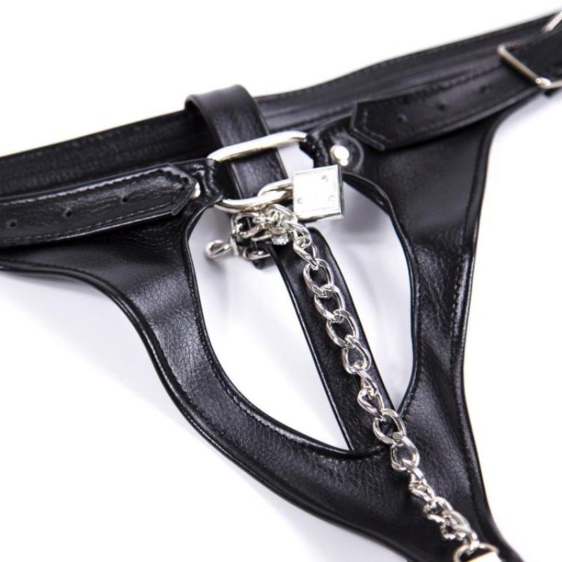 成人情趣用品皮革锁链贞裤贴身捆绑带锁内裤开档性感