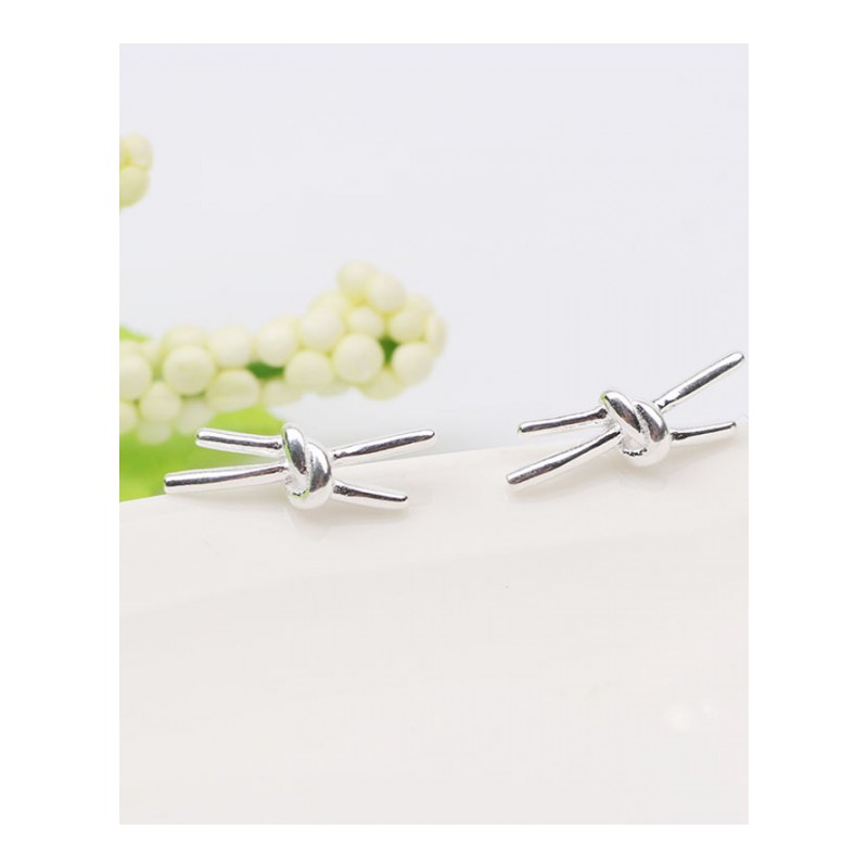 925银针防字母坏绕X耳钉女气质百搭迷你耳饰日韩饰品YWJY2311送女朋友七夕情人节礼物