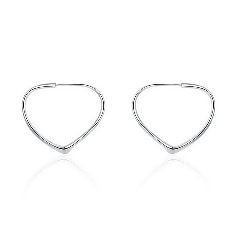 E028Women silver plated earring镀925纯银耳环时尚个性心形耳圈