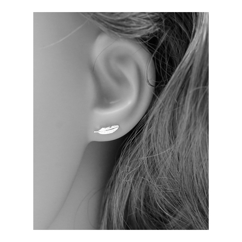 s925银耳钉女韩版时尚素银迷你小羽毛耳钉百搭饰品YWJY4764送女朋友七夕情人节礼物
