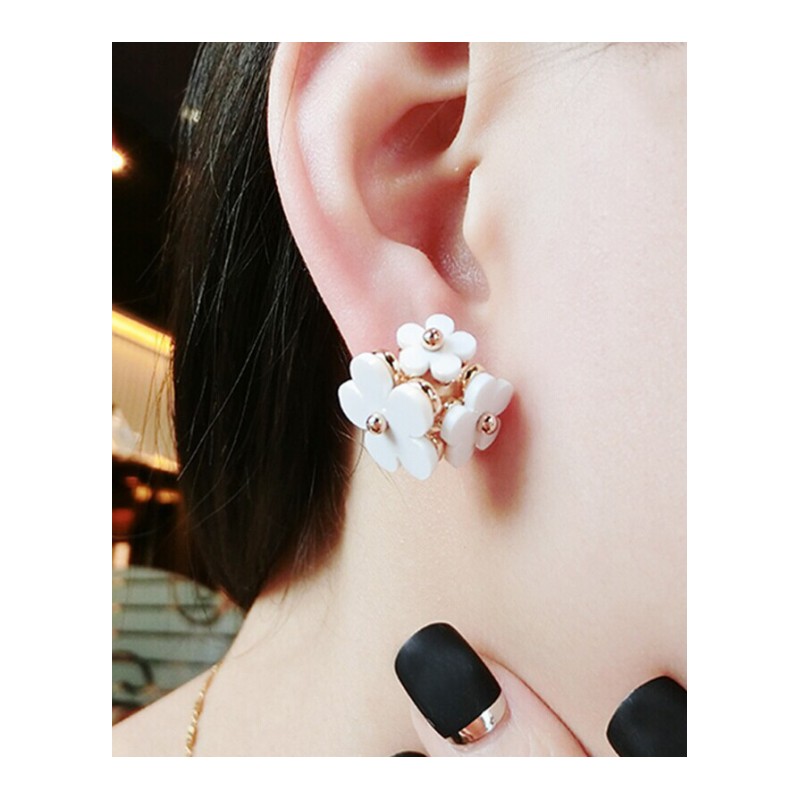 新款百搭时尚立体饰品小雏菊黑白花朵五叶花耳钉女YWKT0866送女朋友七夕情人节礼物