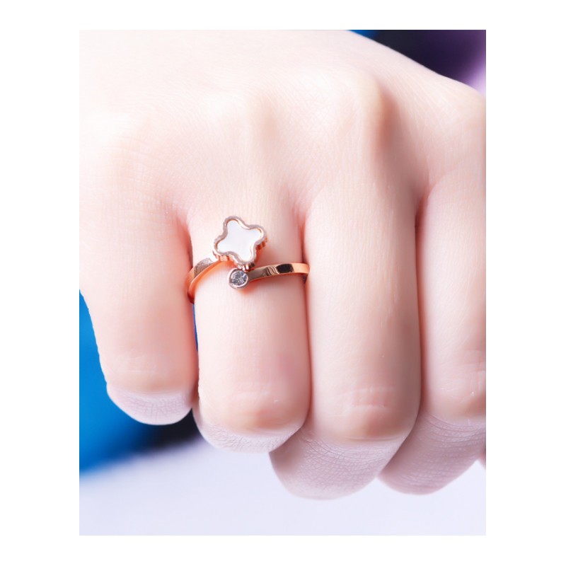 钛钢指环四叶造型戒指时尚女款手饰品送女朋友七夕情人节礼物