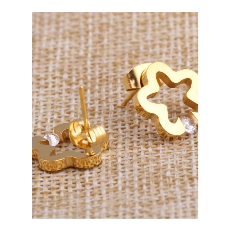 耳钉女款新款 百搭五角星钛钢耳环时尚耳饰品S2D026送女朋友七夕情人节礼物