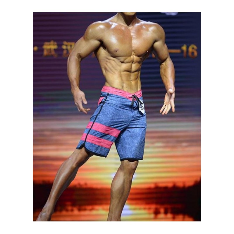 （）男子健体比赛沙滩裤海边冲浪速干短裤齐膝宽松大码五分裤